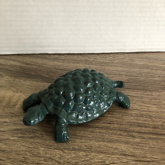 Vtg Cast Metal Turtle Paperweight - Picture 2 of 14